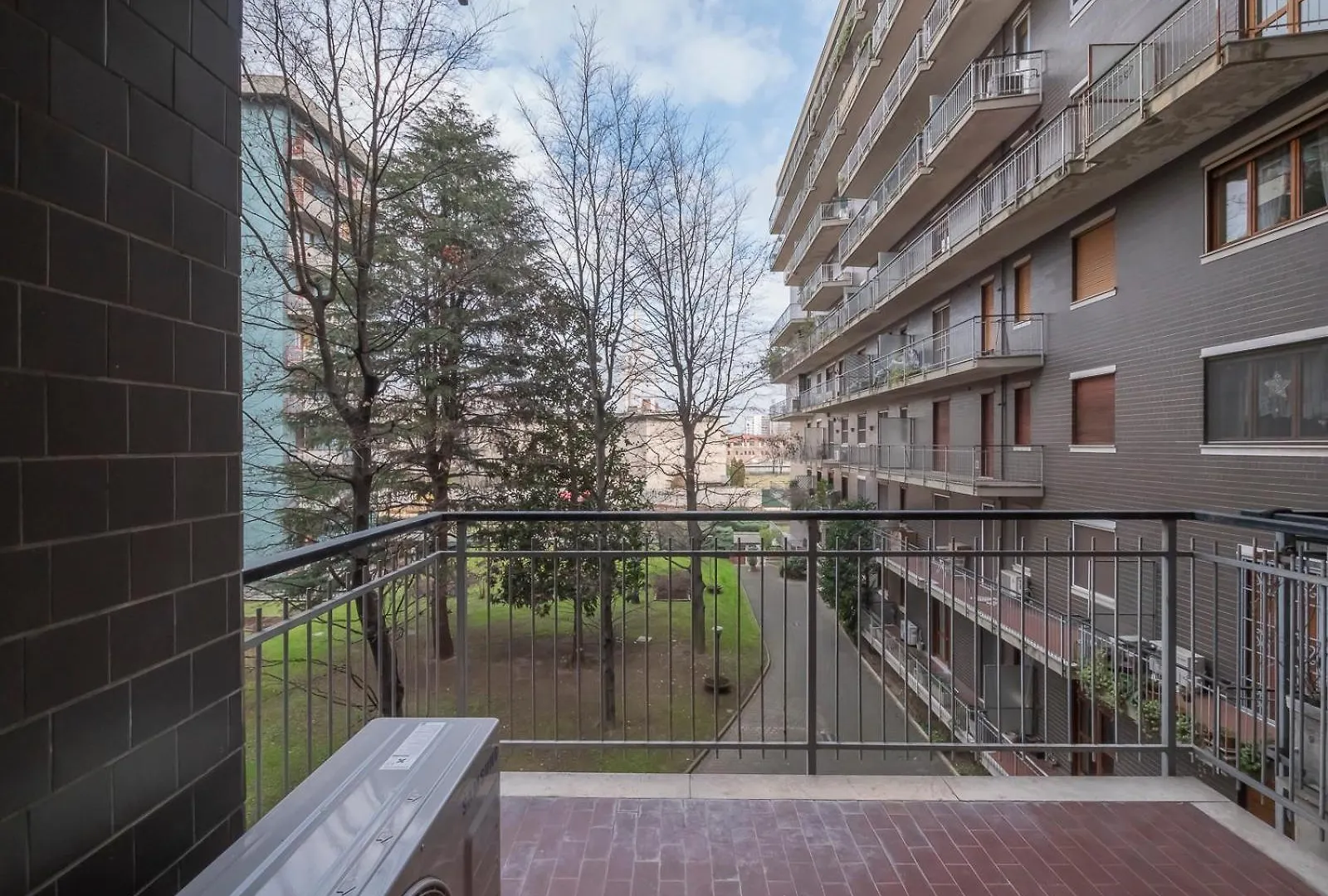 Ihost Flat - Giambellino 131-1 Apartment Milan Italy